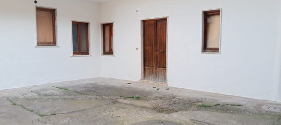 3 rooms Apartment in Recale, Italy No. 77655 8