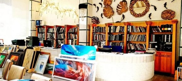 1 bedroom Commercial property in Marbella, Spain No. 2941 3