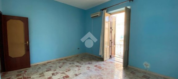 3 Schlafzimmer Wohnung in Palermo, Italy, Nr. 77850 7