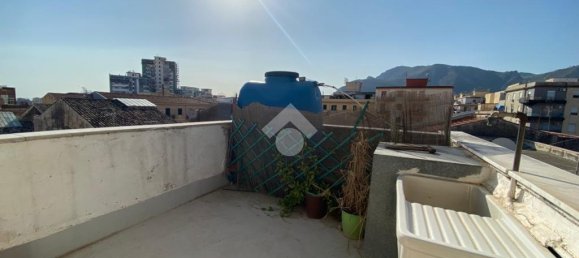 3 Schlafzimmer Wohnung in Palermo, Italy, Nr. 77850 20