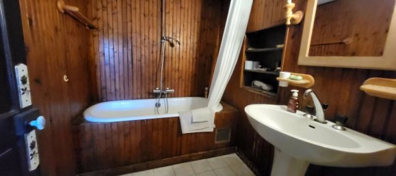 3 Schlafzimmer Haus in Saint-Molf, France, Nr. 281245 8