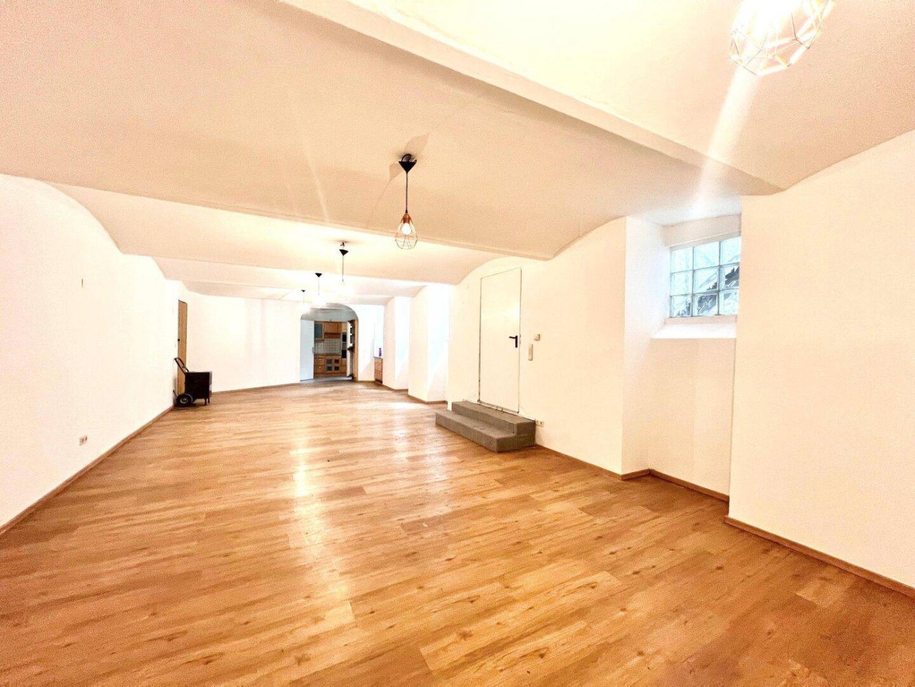 72m² Commercial property in Dobling, Austria No. 184952