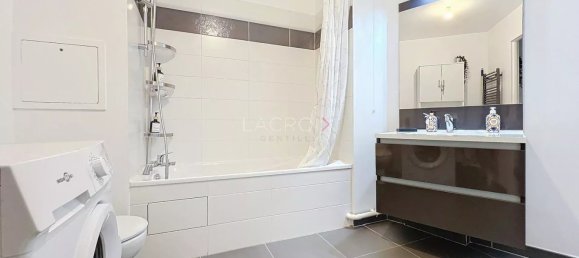 Apartamento de 3 dormitorios en Gentilly, France No. 184468 12