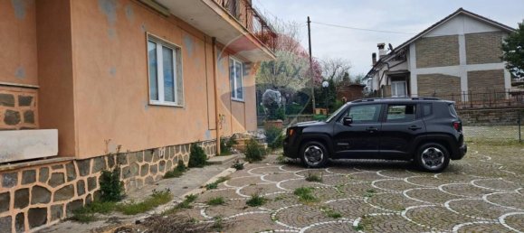 3 rooms Commercial property in Manziana, Italy No. 146726 2