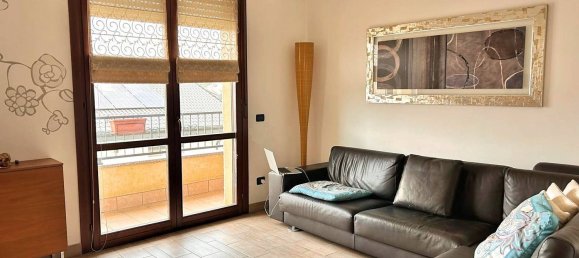 4غرفة منزل ذو طابقين في Busto Arsizio, Italy رقم 237017 7