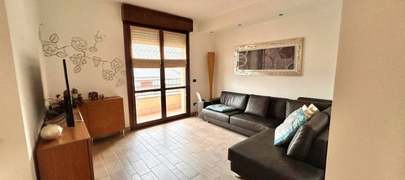 4غرفة منزل ذو طابقين في Busto Arsizio, Italy رقم 237017 11