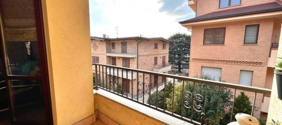 4غرفة منزل ذو طابقين في Busto Arsizio, Italy رقم 237017 5