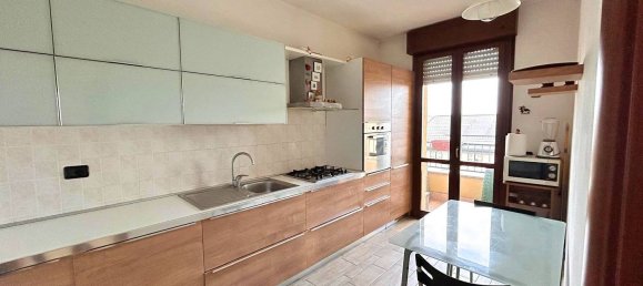 4غرفة منزل ذو طابقين في Busto Arsizio, Italy رقم 237017 15