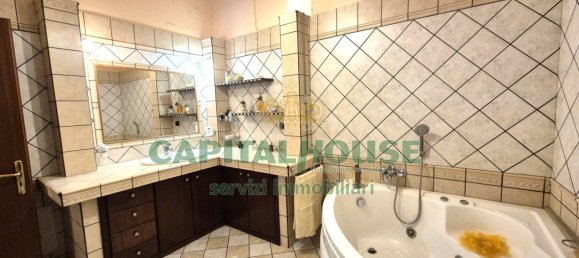 4 bedrooms Apartment in Macerata Campania, Italy No. 70817 24