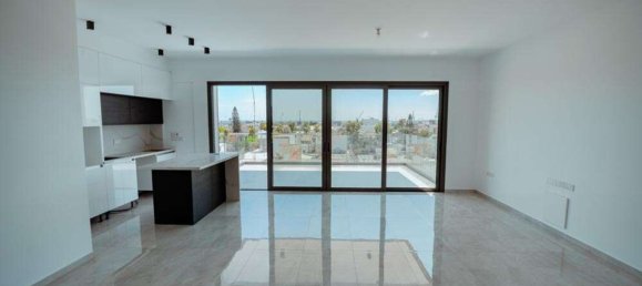 Studio à Limassol, Cyprus No. 2590 3