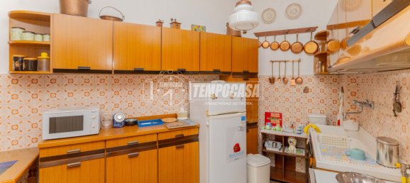 Дом с 3 комнатами в Бареджо, Италия № 293698 3