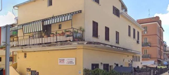 Apartamento de 3 dormitorios en Rome, Italy No. 377782 2