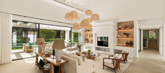 5 bedrooms House in Estepona, Spain No. 33365 18