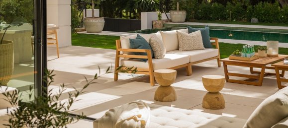 5 bedrooms House in Estepona, Spain No. 33365 5