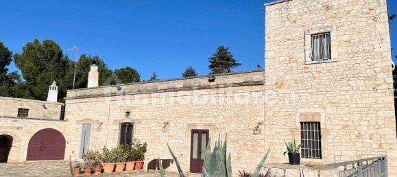 Дом с 6 спальнями в Монополи, Италия № 318287 40