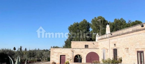 Дом с 6 спальнями в Монополи, Италия № 318287 39