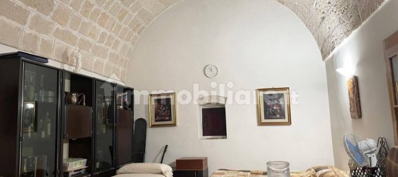 Дом с 6 спальнями в Монополи, Италия № 318287 46