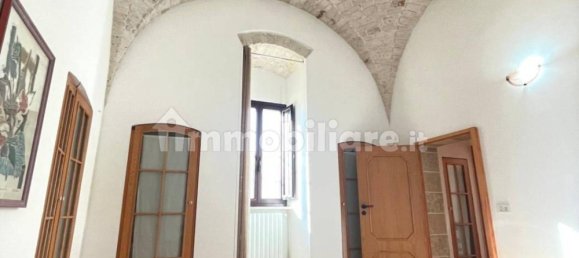 Дом с 6 спальнями в Монополи, Италия № 318287 15