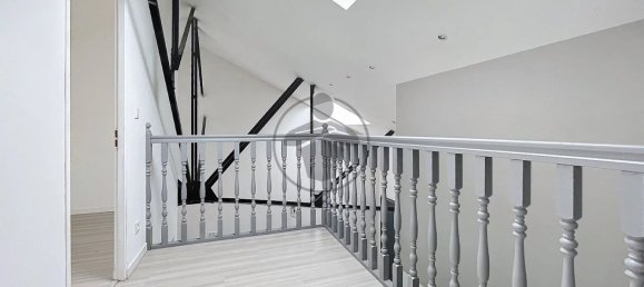 3 bedrooms Duplex in Saint-Quentin, France No. 45532 11