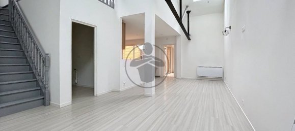 3 bedrooms Duplex in Saint-Quentin, France No. 45532 2