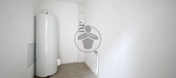 3 bedrooms Duplex in Saint-Quentin, France No. 45532 10