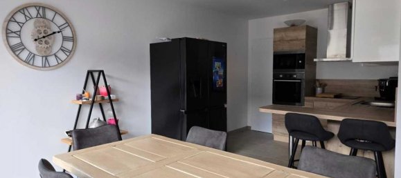 3 bedrooms House in Chevrieres, France No. 49863 3