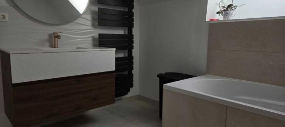 3 bedrooms House in Chevrieres, France No. 49863 11