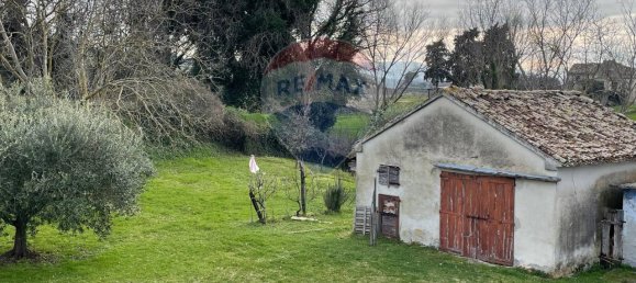 Casa de 7 habitaciónes en Filottrano, Italy No. 15153 45