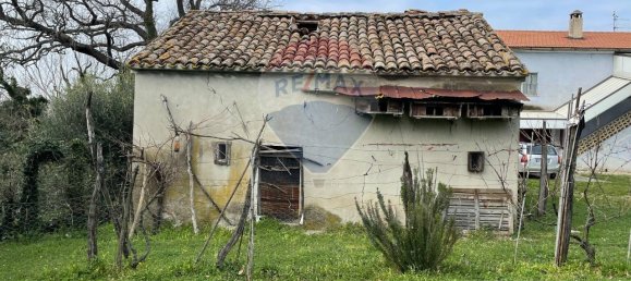 Casa de 7 habitaciónes en Filottrano, Italy No. 15153 5