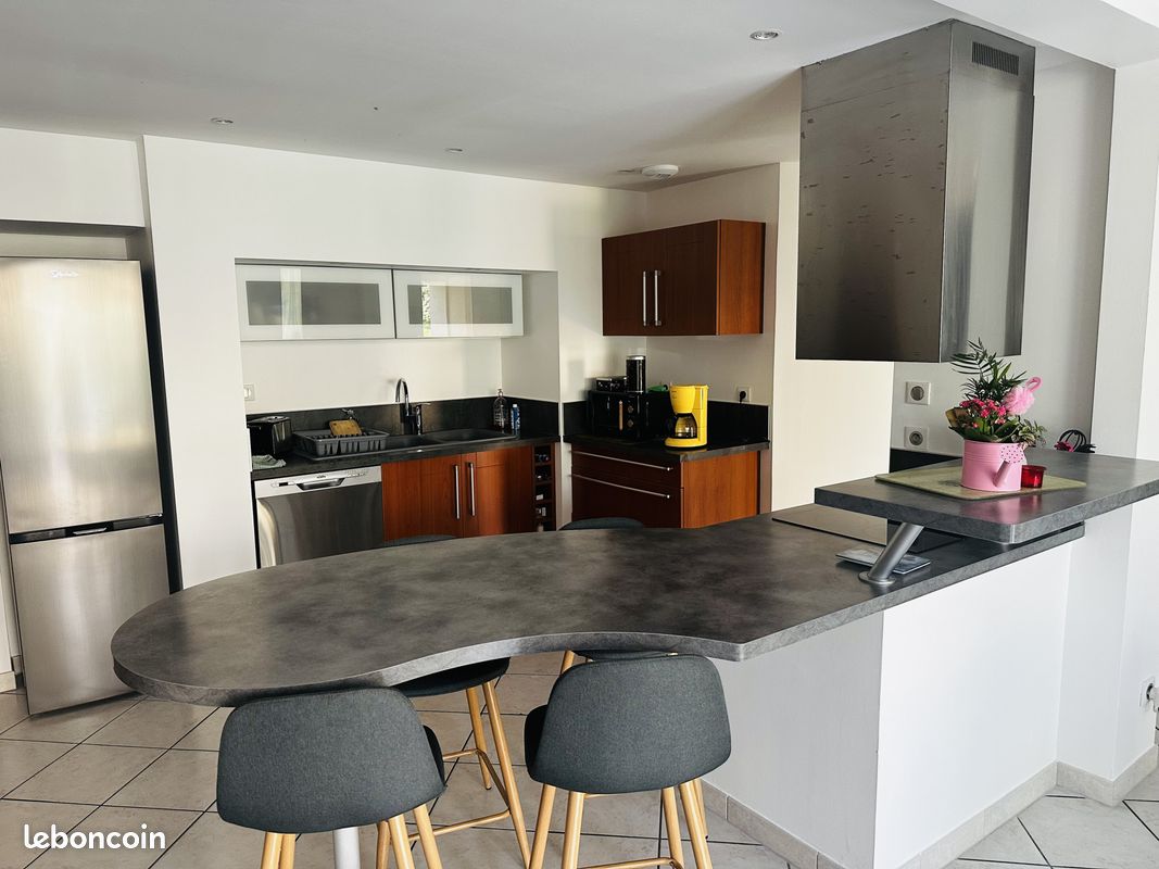 3 chambres Appartement à Remiremont, France No. 249581