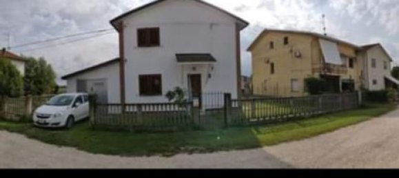 6 rooms House in Codigoro, Italy No. 256812 2