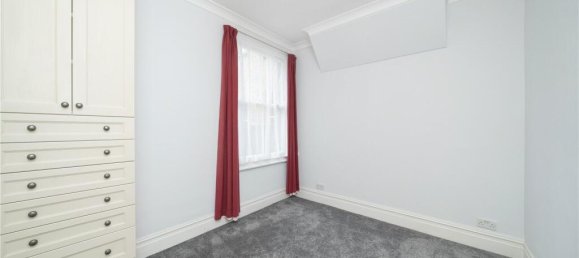 2 bedrooms Apartment in London, United Kingdom No. 12718 7