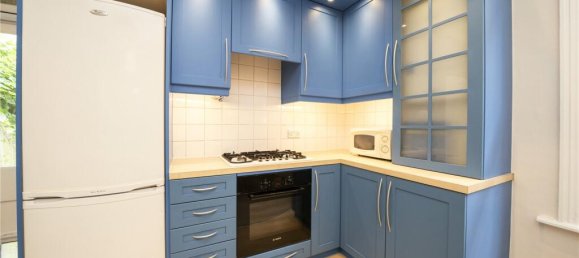 2 bedrooms Apartment in London, United Kingdom No. 12718 4