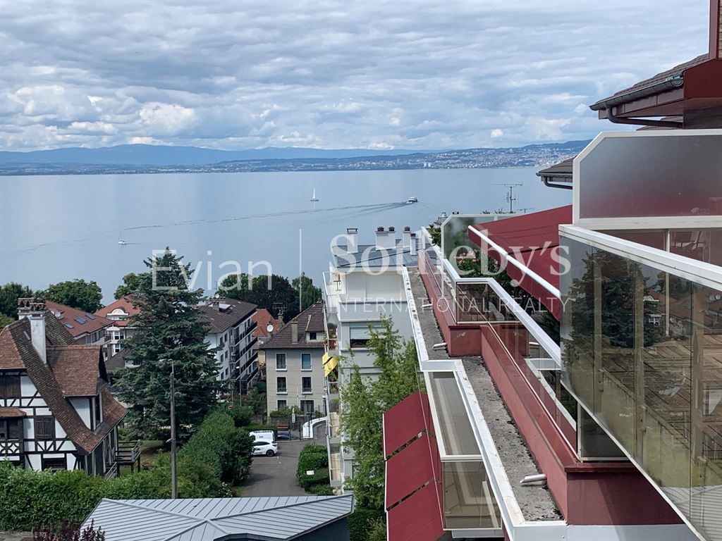 3 bedrooms Duplex in Evian-les-Bains, France No. 299121