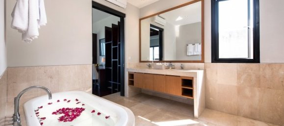 3 Schlafzimmer Villa in South Kuta, Indonesia, Nr. 3104 15