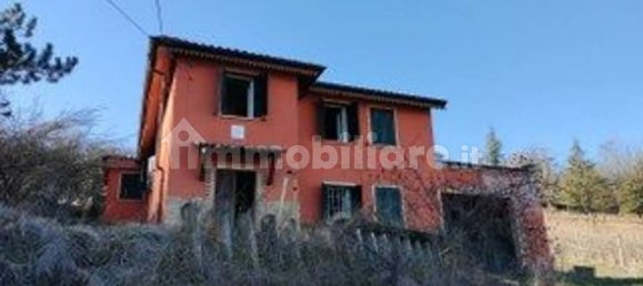 5 bedrooms House in Monleale, Italy No. 59460 2