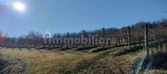 5 bedrooms House in Monleale, Italy No. 59460 4