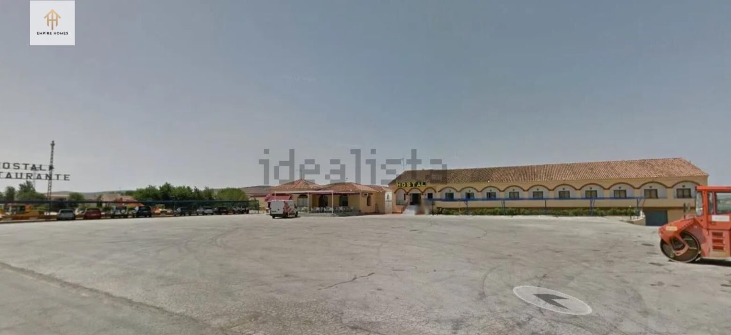 Propriété commerciale à Ciudad Real, Spain 800m² No. 169604