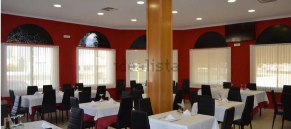 Propriété commerciale à Ciudad Real, Spain 800m² No. 169604 3