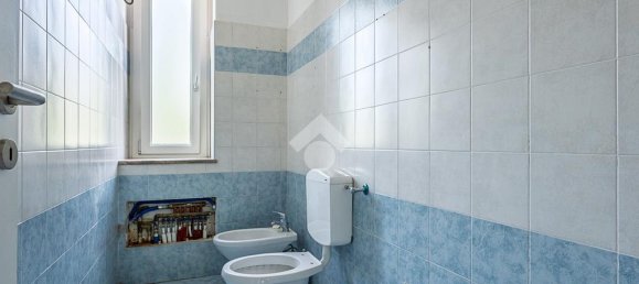 Apartamento de 2 dormitorios en San Gillio, Italy No. 299973 24