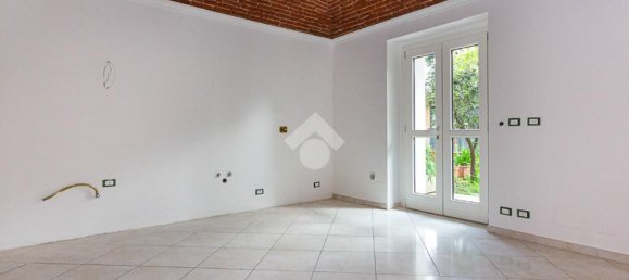 Apartamento de 2 dormitorios en San Gillio, Italy No. 299973 14