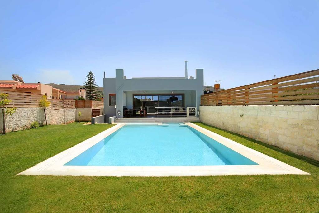 6 habitaciónes villa en venta en Heraklion, Crete, Greece № 95113