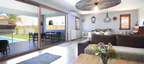6 habitaciónes villa en venta en Heraklion, Crete, Greece № 95113 4