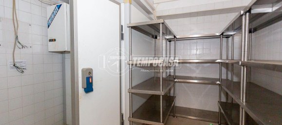 3 rooms Villa in Casalpusterlengo, Italy No. 234008 2