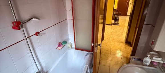 Apartamento de 3 habitaciónes en Ostiglia, Italy No. 289899 12