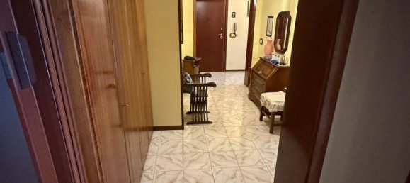 Apartamento de 3 habitaciónes en Ostiglia, Italy No. 289899 16