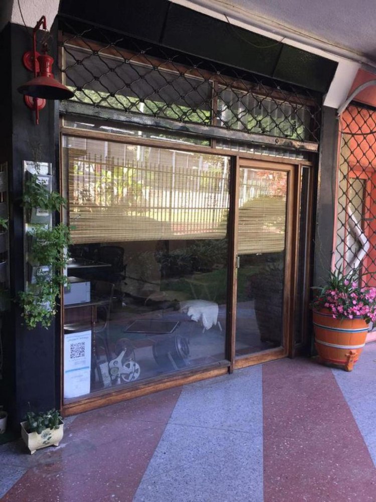 17m² Office in Vicente Lopez, Argentina No. 22030