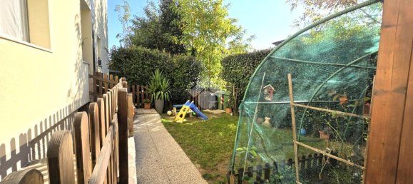 2-salle Appartement à Curno, Italy No. 12827 16