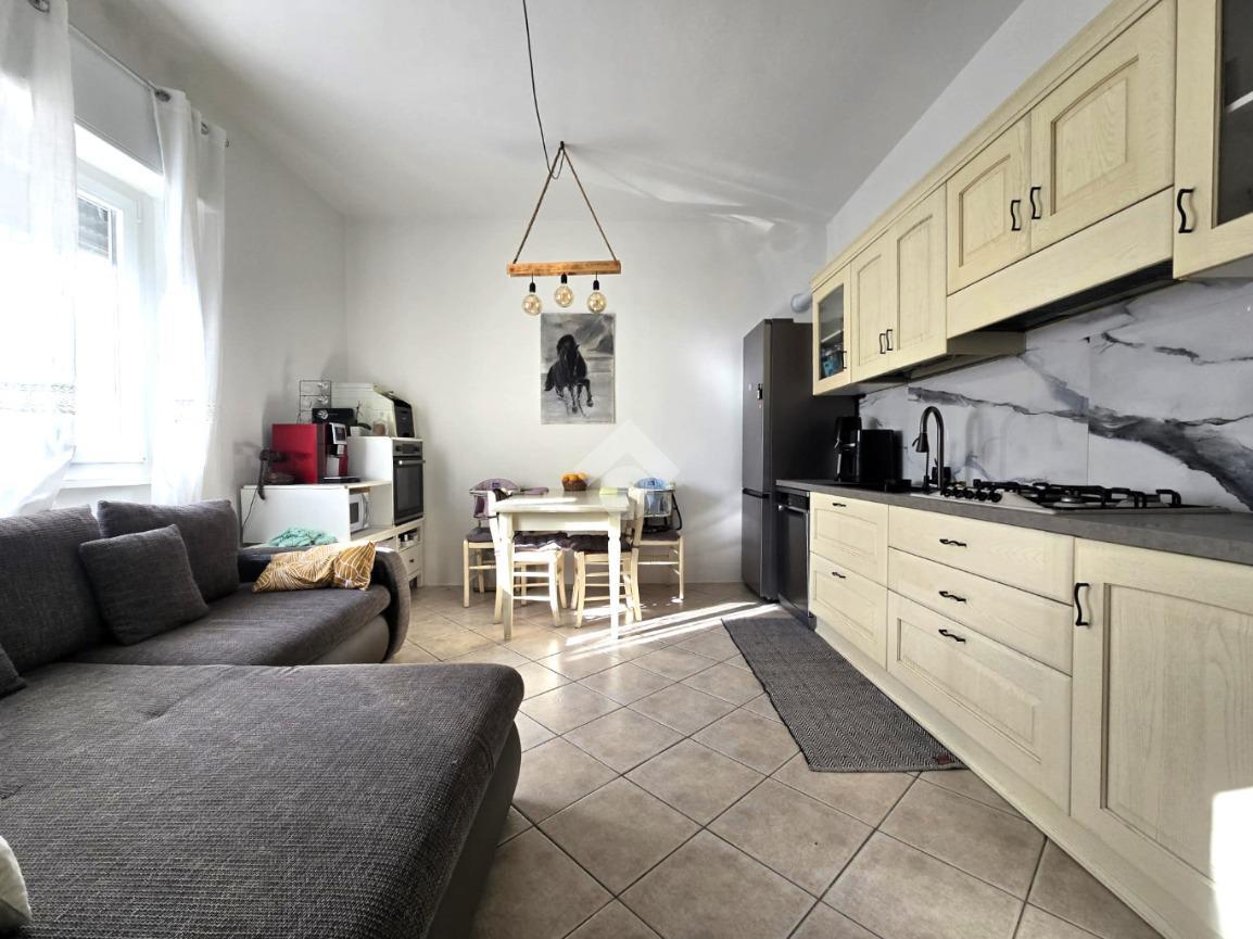 2-salle Appartement à Curno, Italy No. 12827