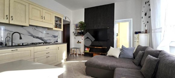 2-salle Appartement à Curno, Italy No. 12827 19